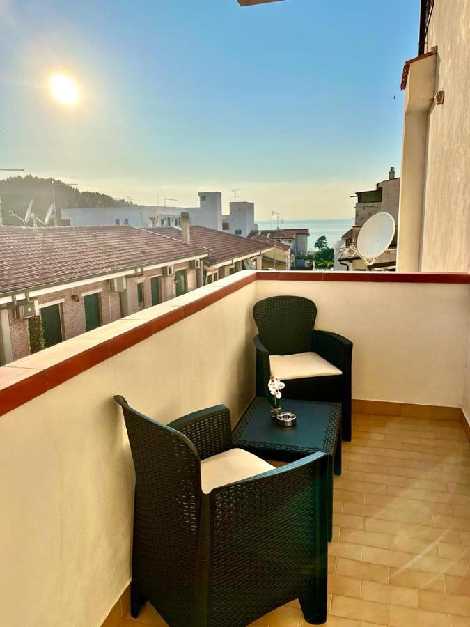 The Queen Tropea Exterior photo